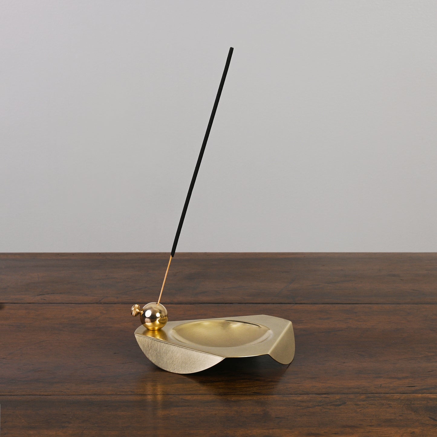 TRIPTYCH INCENSE HOLDER