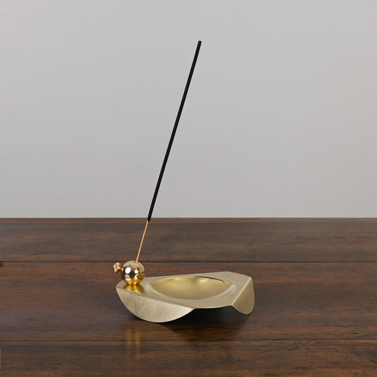 TRIPTYCH INCENSE HOLDER